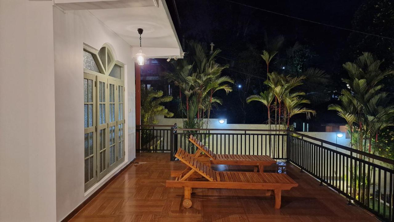 Chill Hill Hikkaduwa Hotel Екстериор снимка