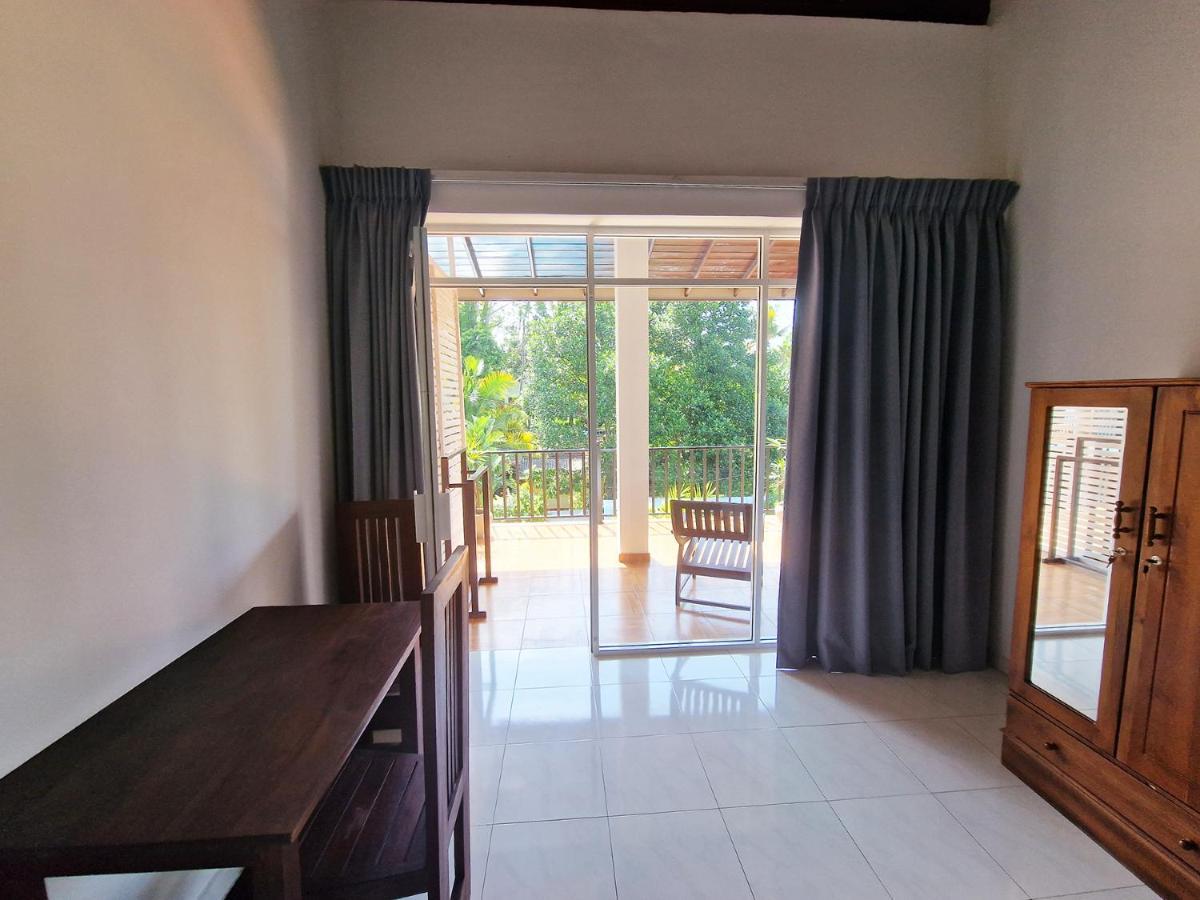Chill Hill Hikkaduwa Hotel Екстериор снимка