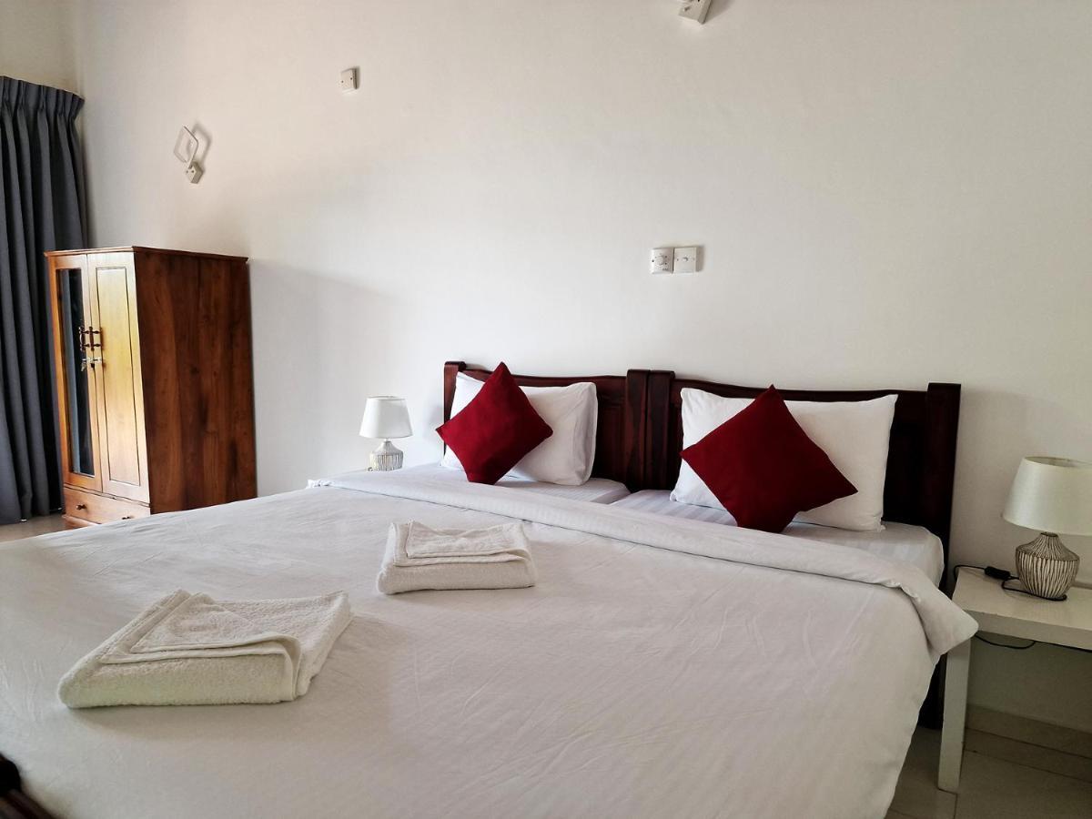 Chill Hill Hikkaduwa Hotel Екстериор снимка